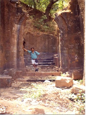 Mahadarwaja at Mahuli