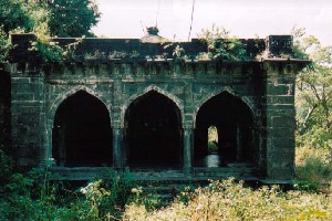 Ancient Monuments on Mulher